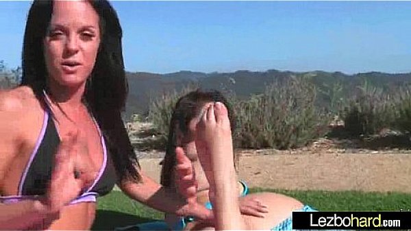 Rahyndee & valentina nappi teen hot lesbians girls play in front of cam vid 23