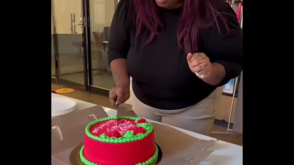 Hazelnutxxx office party