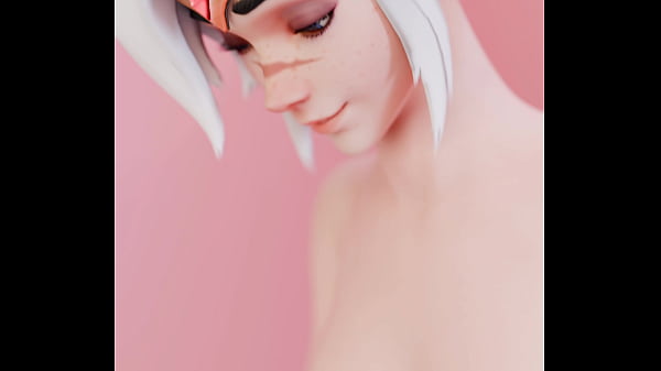 White haired tracer fingers pussy 