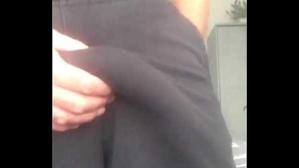 Play MP4 - She doesn&rsquo;t believe it&rsquo;s real get it out and show me