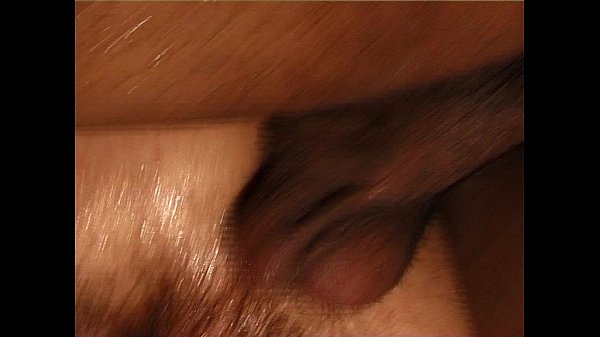 Play MP4 - 040 tres negros luciano