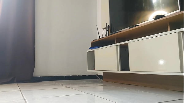 Nonton Esposa Gostosa Recebe O Vizinho T&eacute;cnico De Pc E Paga Cu Pix thumbnail