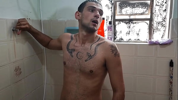 Cobra Bateu Uma E Gozou Muito thumbnail