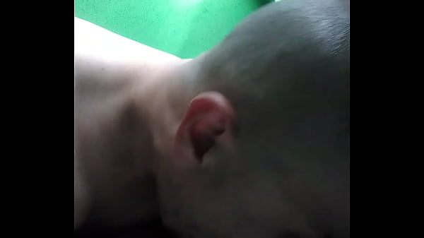 Mamar, dar el culito es uno de mis mayores gustos cuando estoy con algun chico hehehe 