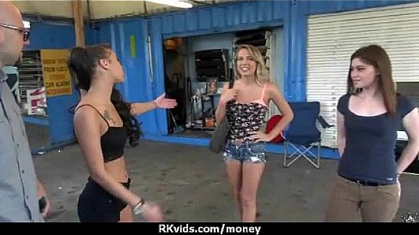 Amateur has sex for some quick cash 22 