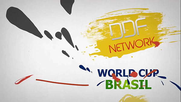 Nonton Henessy's Got The Moves! thumbnail