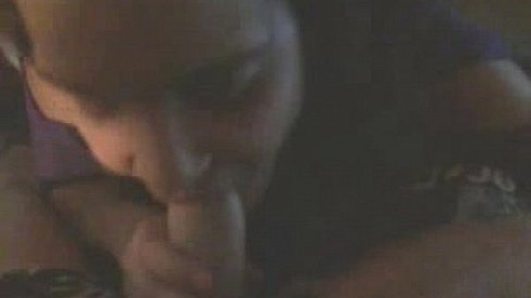 Nonton My Wive Giving Slow Head thumbnail