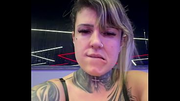 No ano novo fui treinar na academia com vibrador na buceta ! Amei gozar gostoso escorreu pelas pernas fiquei toda molhada 