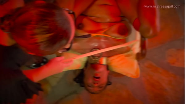 Dominatrix Mistress April_Slaves_Mistake