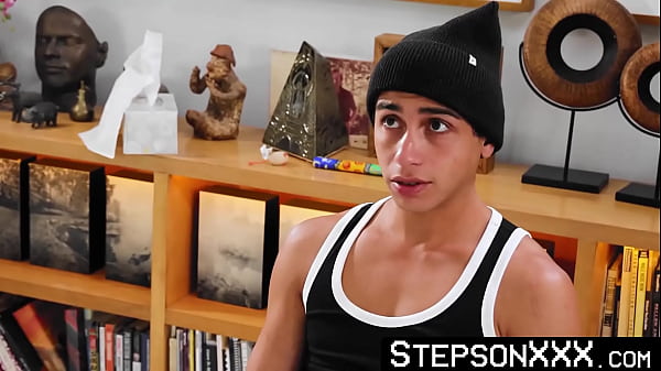 StepsonXXX.com - Greg McKeon &amp_ Gabe Bradshaw - I ate my stepdad Greg Mckeons dick after I finished drawing his chiseled body