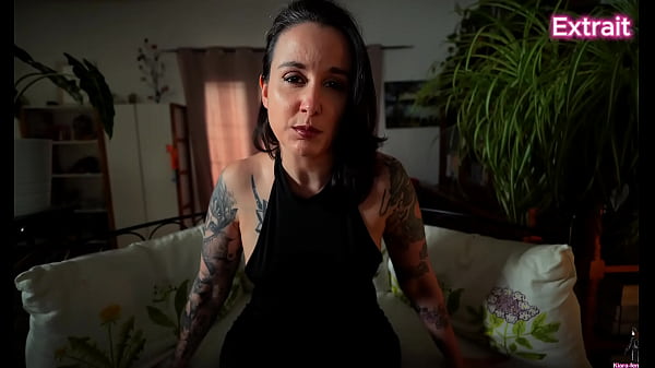 Tu es invit&eacute; &agrave; ma table pour un toast tr&egrave;s sp&eacute;cial devines de quoi 