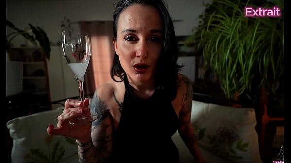 Tu es invit&eacute; &agrave; ma table pour un toast tr&egrave;s sp&eacute;cial devines de quoi 