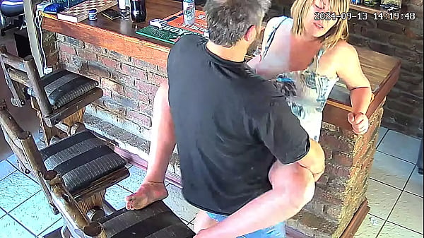 Play MP4 - Wtf caught my wife cheating with my best friend make them famous