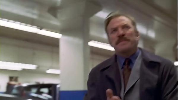 Nonton Um Detetive Diferente Muito Diferente thumbnail