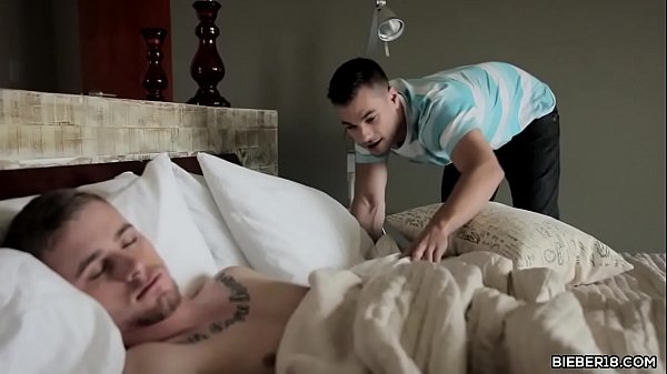 Twink guy wakes up his boyfriend 