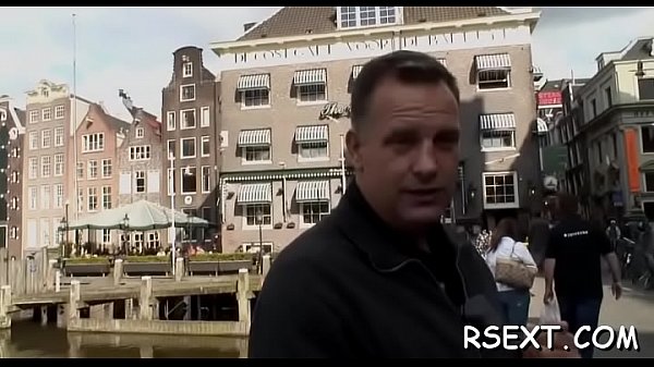 Hot babegets down and jerks offa hard_rod thensucks it