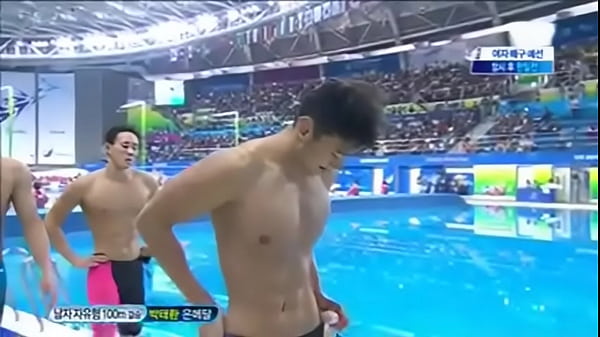 Play MP4 - 10625381 10152812091876412 823575534 n