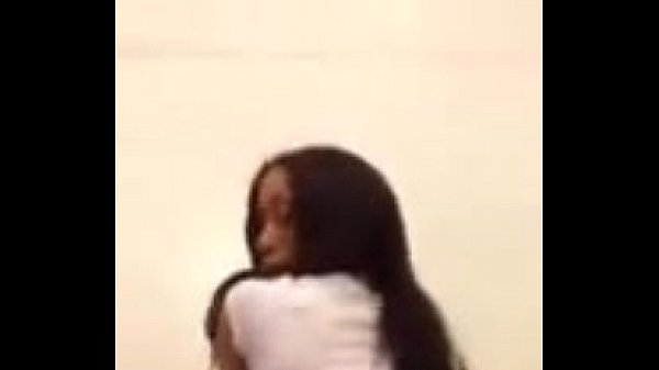 Dominicana_Buenisiiiiima Bailando Dembow