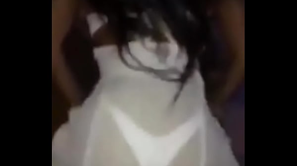 Minha mae dan&ccedil_ando de camisola