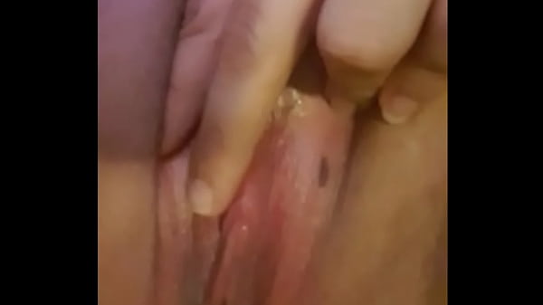 Playing with my clit 