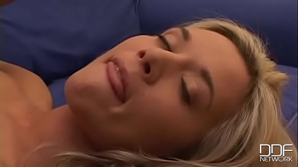 Cum & see this young babe's solo