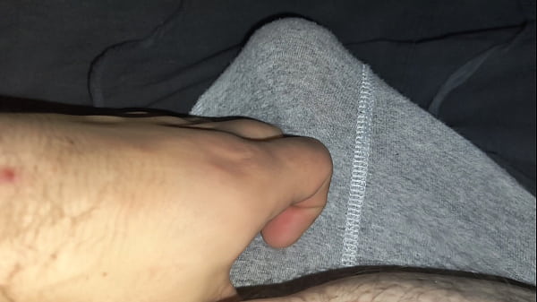 LapinoucoquinJe suistrop serré dans mon caleçon