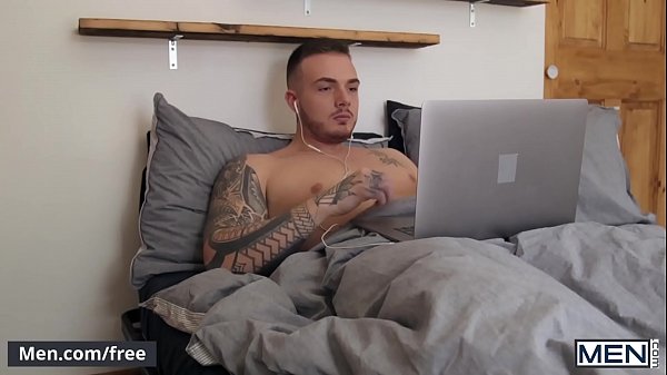 Play MP4 - &lpar;Theo Ross&comma; Jay James&rpar; - Screaming Vs Moaning - Men&period;com