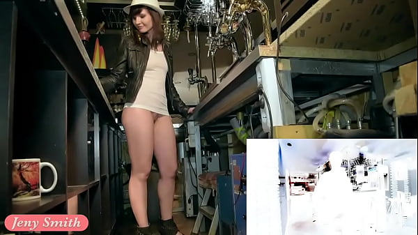 Play MP4 - Jeny Smith naked barmaid on duty