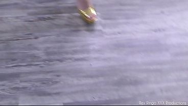 Legendary Pornstar Kinzy Jo 4 Months Pregnant Photo Shoot thumbnail