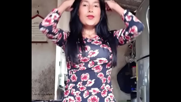 Nonton Cuando Bailo thumbnail