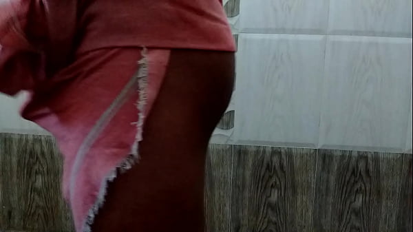 Play MP4 - My Boyfriend cumming in bathroom part 1