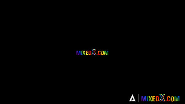 Play MP4 - MIXEDX - Gorgeous Amirah Adara Fucks Zazie Skymm With A Strap-On Before Eating Their Pussy