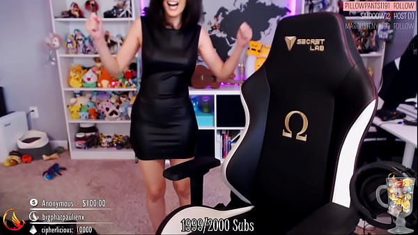 Play MP4 - TWITCH THOT CINCINBEAR BRALESS DRESS SIDE BOOB TEASE