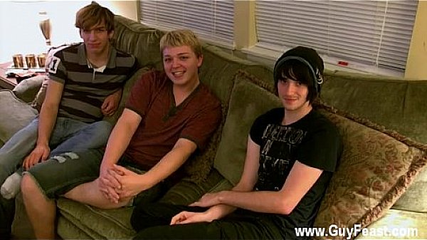 Hot gay It turns into a complete three way suckfest as they all trade 