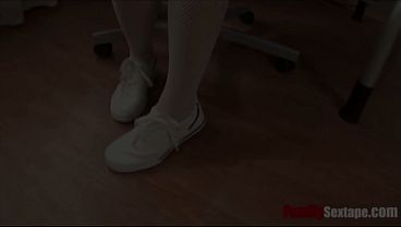 Nonton In Fishnet thumbnail