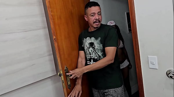 Nonton A Enfermeira Fez Seu Paciente Melhorar Uma Bota Putaria A Tres thumbnail