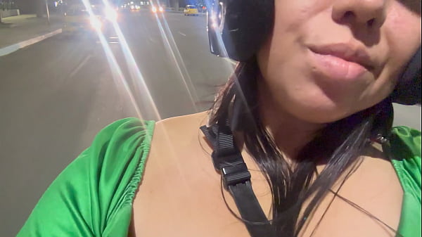 Me follo a hombre viejo motorizado que me invito a pasear por a&ntilde;o nuevo