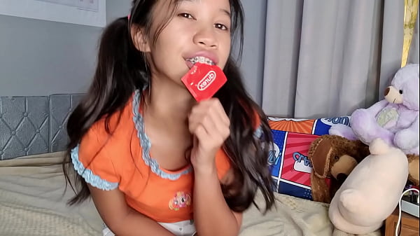 Teen Losing Her Virginity To You thumbnail