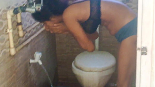 Nonton She Said &lsquo;just 5 Minutes&rsquo;... But He Had Other Plans thumbnail