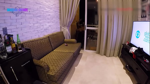 Me Fudeu Na Sacada Para Todos Os Vizinhos Saberem Que Meu Marido &eacute; Corno thumbnail