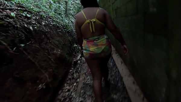 Aventura na Praia: Putaria e Exibicionismo 