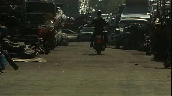 Nonton Milf Melanie Jagger Loves Hot Rods And Big Cocks thumbnail