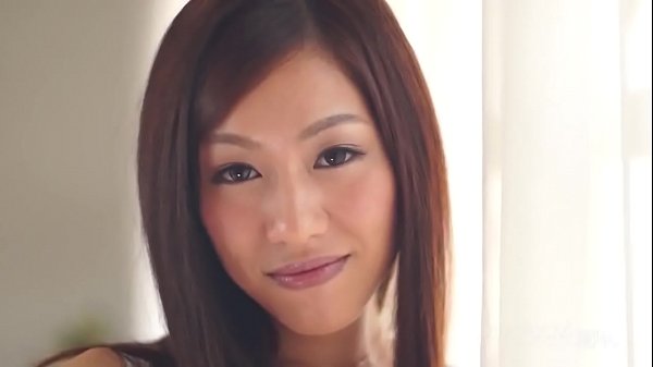 女優魂 軽くキレちゃった奇跡のHカップ娘 1