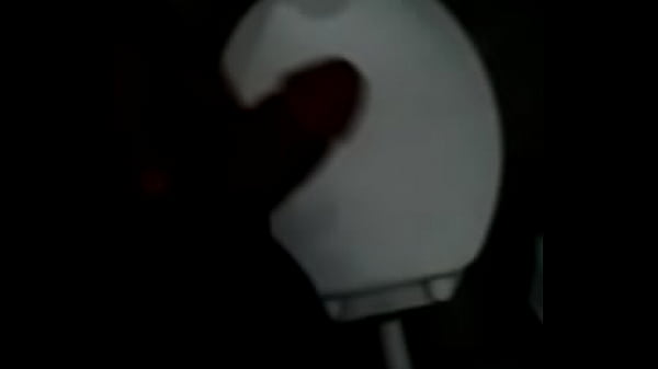 Rikardo batendo uma punheta