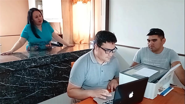 Nonton My Cuckold Husband Works While My Stepson Fucks Me In The Kitchen thumbnail