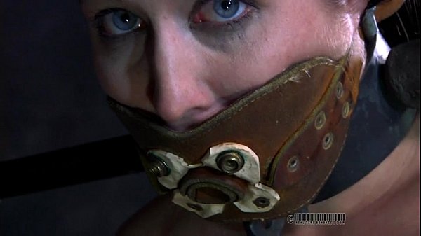 Harsh_whipping_for pleasant cutie