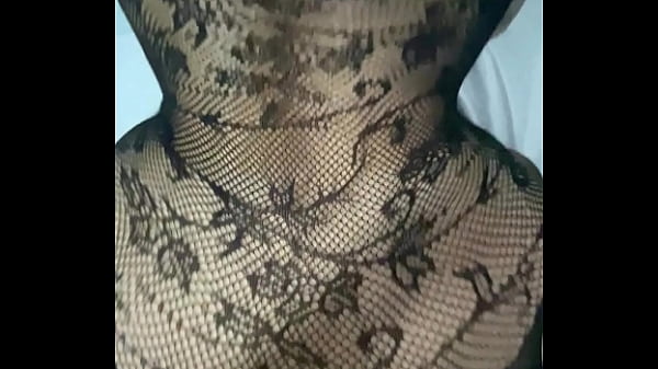 Big ass mature woman_in lingerie wants cum