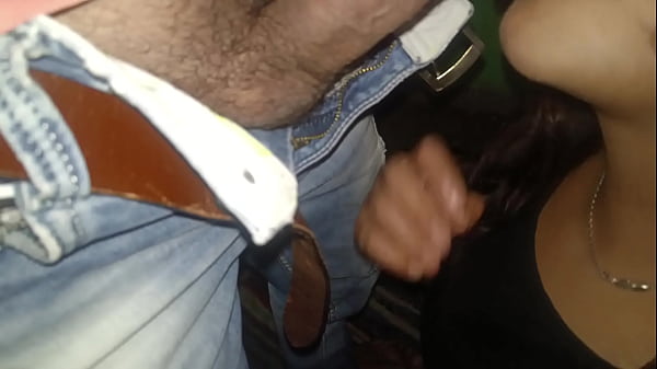 LITTLE_SISTER IS RESTING IN HERROOM AND HER OLDER STEPBROTHER_PUTS HISPENIS IN HER MOUTH HOMEMADE PORN