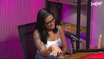 Duas Latinas Gostosas Chupando A Buceta Uma Da Outra thumbnail