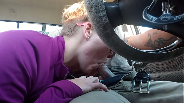 Play MP4 - Sucking dick